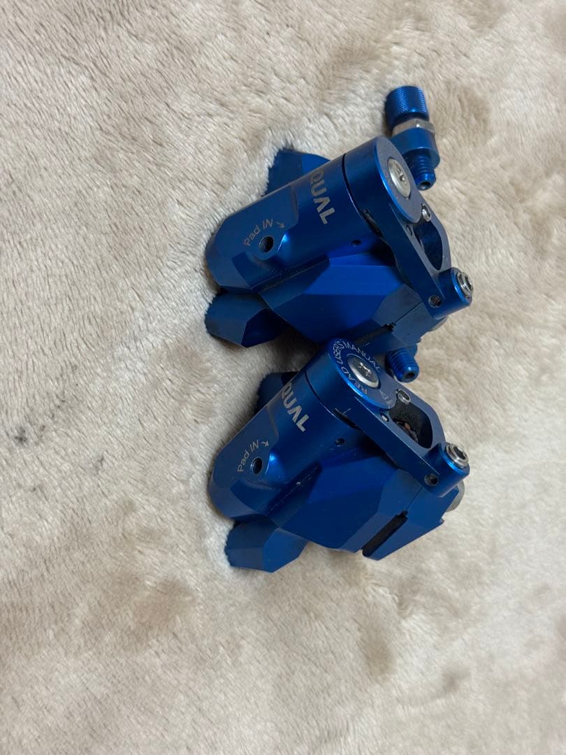 GROWTAC EQUAL 機械式ディスクブレーキキャリパー　純正パッド付き！！