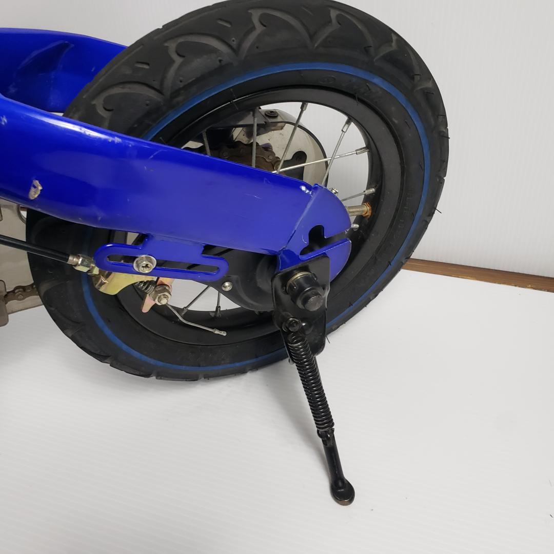 へんしんバイク　ブルー　青　スタンド付き　ペダル付き
