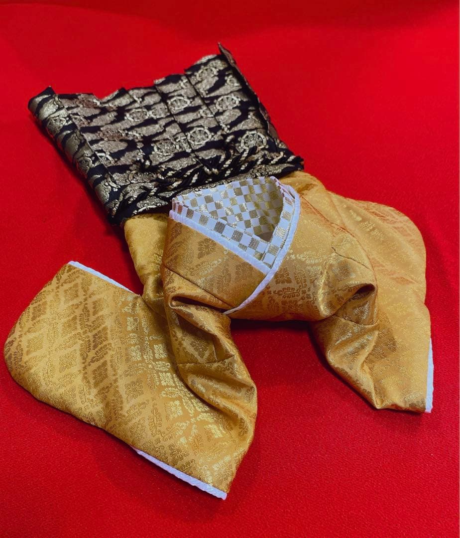 犬の袴✨本格着物&袴セット 西陣織金襴 和宝 金茶×黒 M 犬服