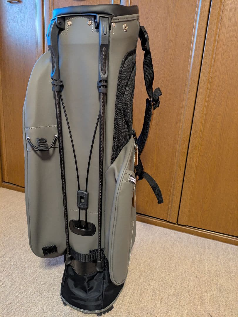 W*y様 アストンマーチンゴルフバックスタンドタイプ