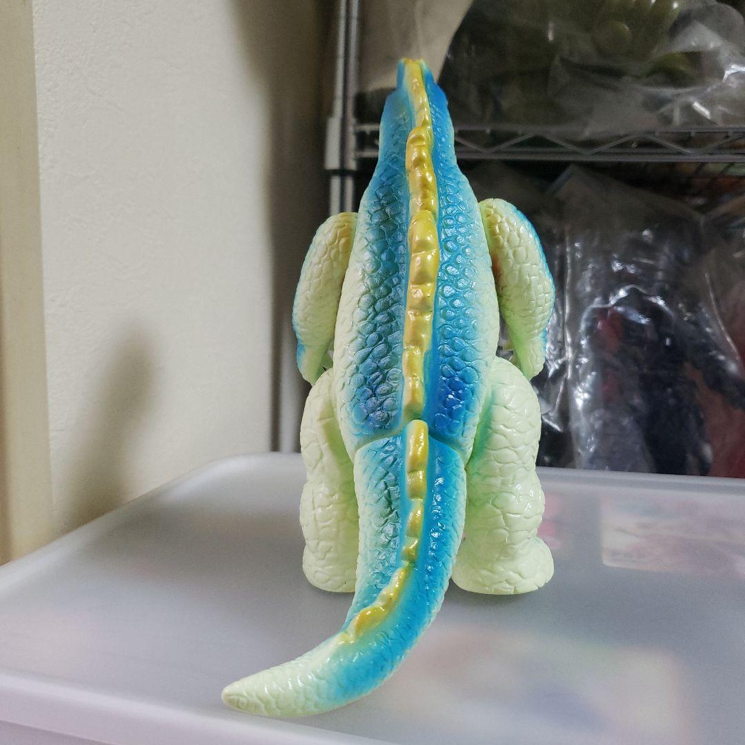 バンダイ　ブルマァク　ソフビ　ウルトラマン　怪獣レアカラー　ゴーストロン