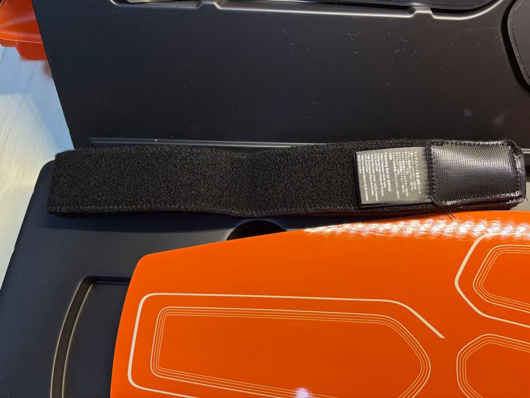 【極上美品】新品パッド付　シックスパッド　アブズベルトS/M/L