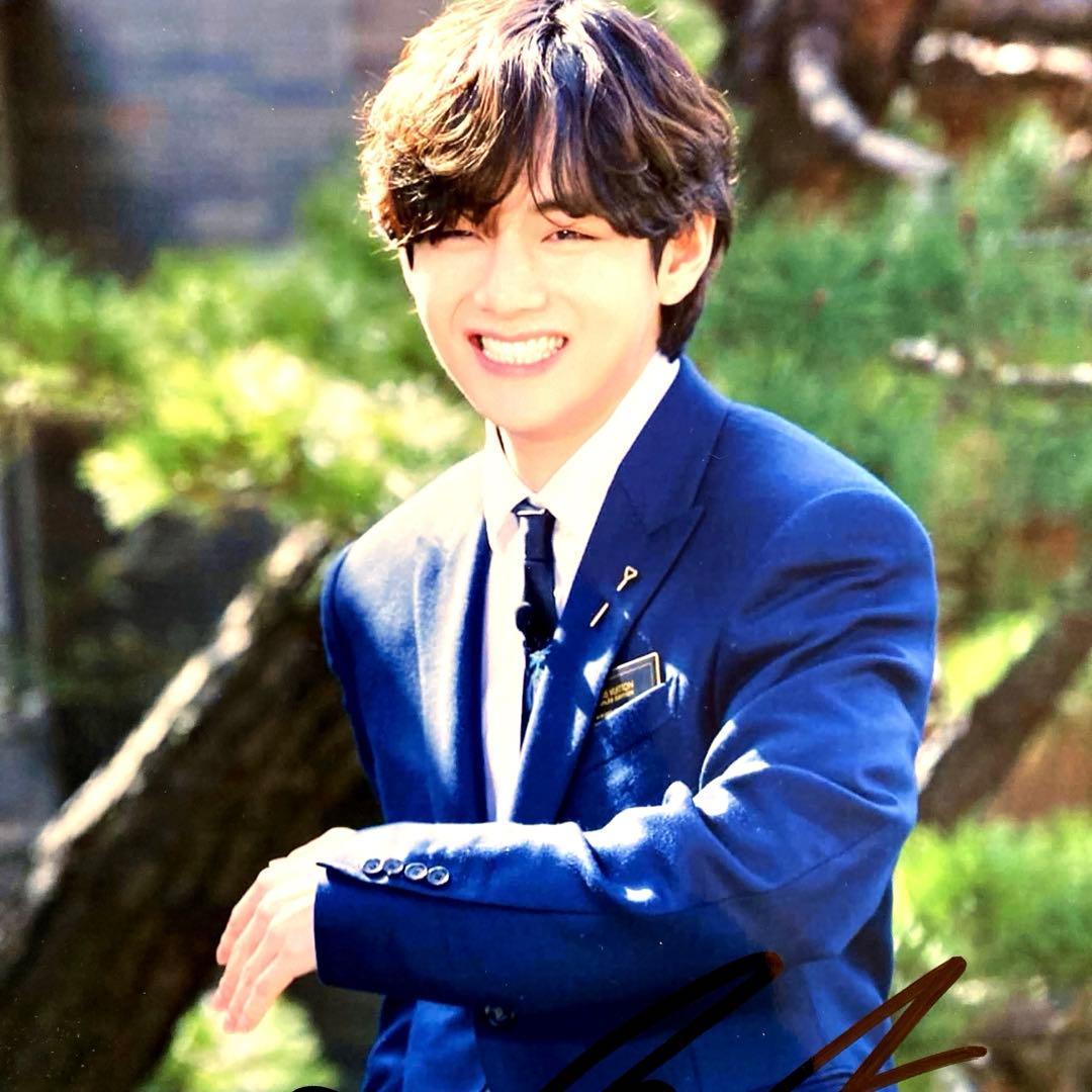 セール中…V直筆サイン入り超大型写真…BTS…防弾少年団