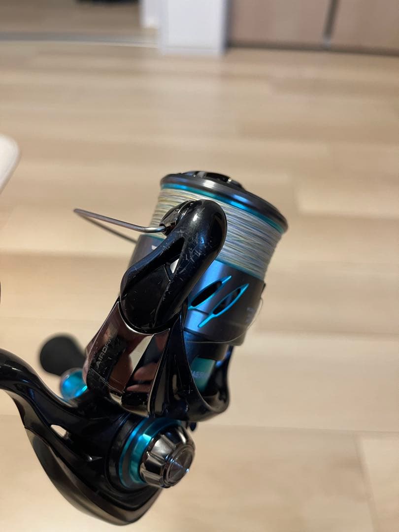 エメラルダスX LT2500 スピニングリール