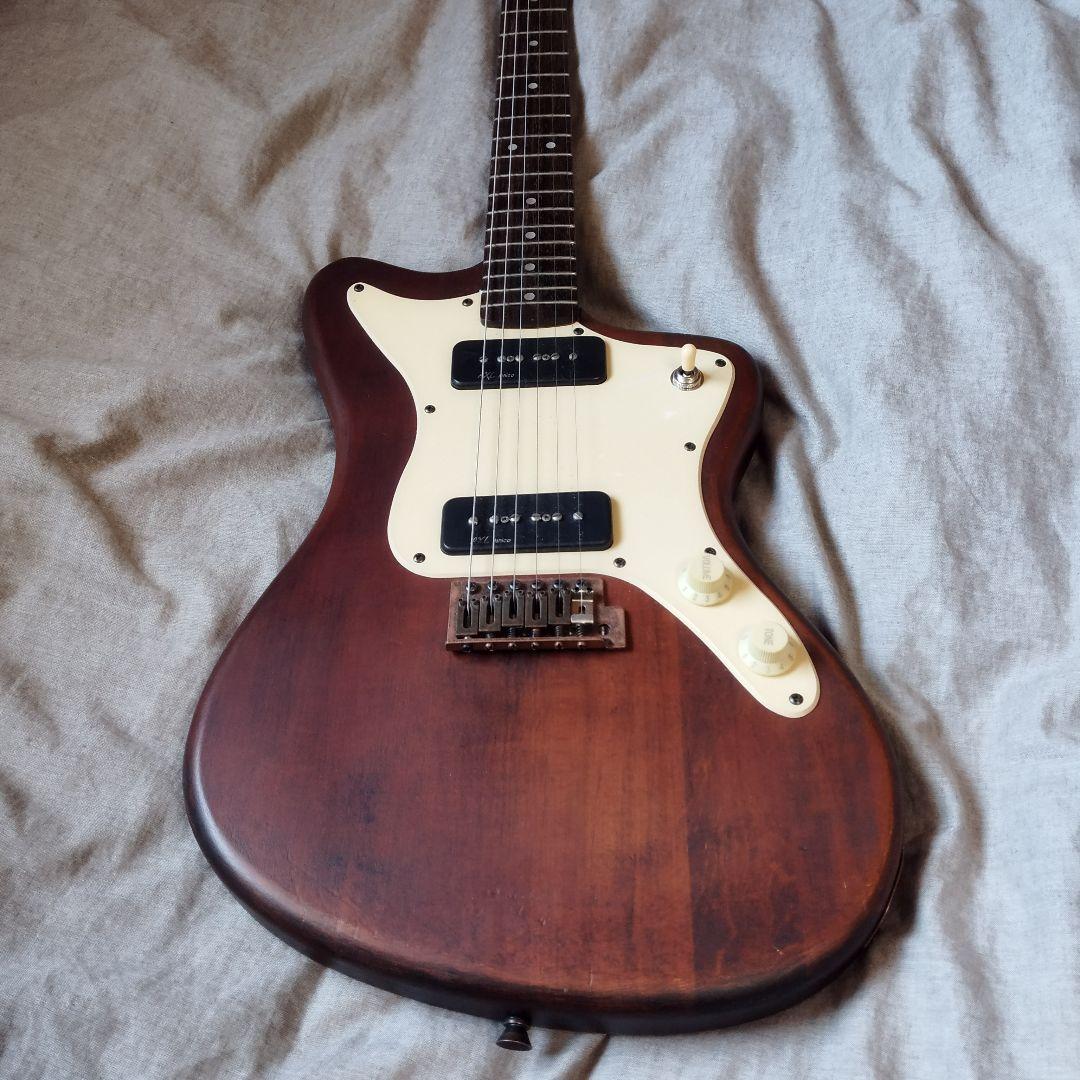 AXL guitars AZ820 6弦周りヘッド割れ修理　アルニコP90
