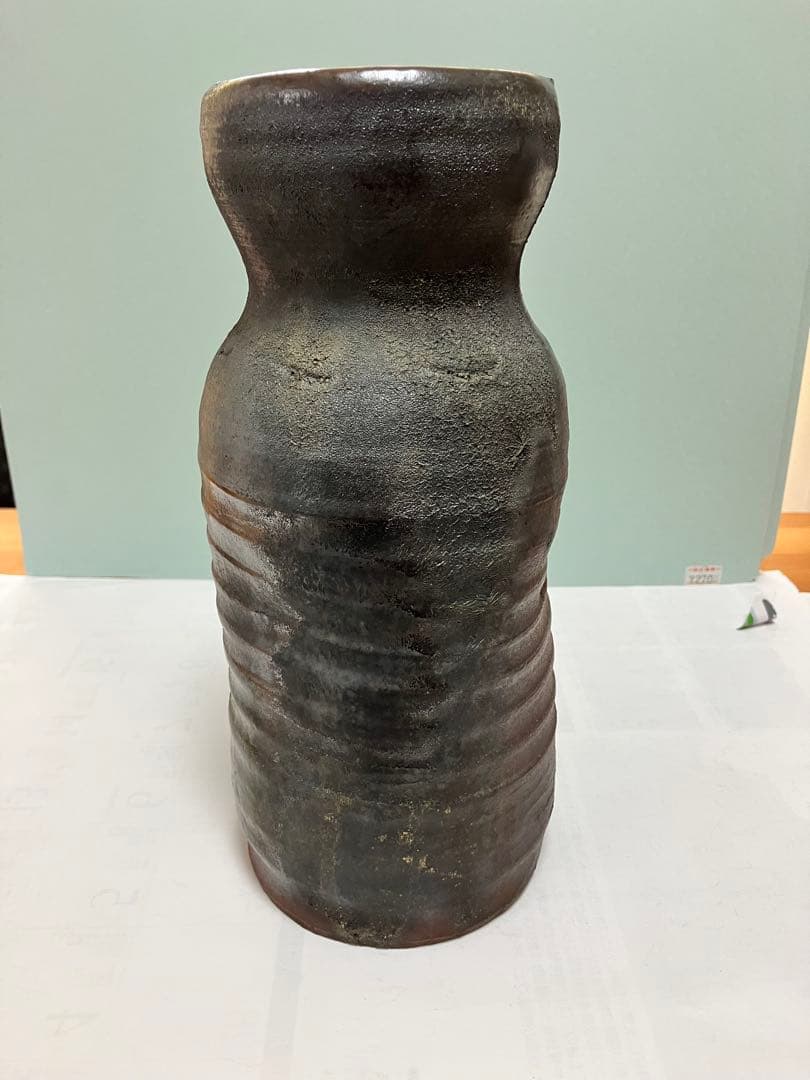 沖縄　琉球焼の名工【故】宮城勝臣作　壺　花器　やちむん　ヤチムン　（壺屋焼　希少