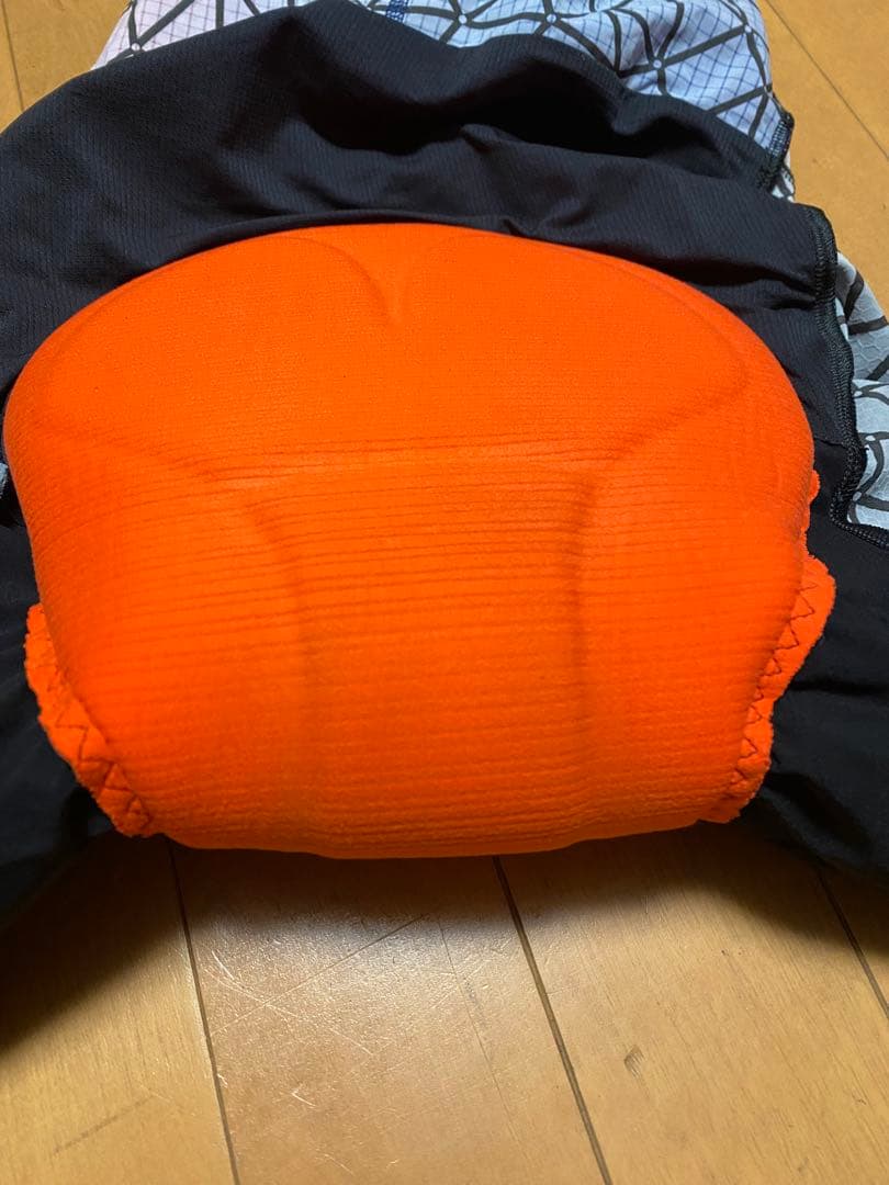 ビオレーサーEPICトーキョーグラフェン長袖エアロスーツ size S