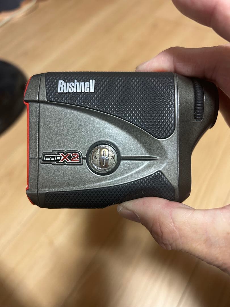 Bushnell Tour V4 X2 ゴルフ用距離計 ケース付き