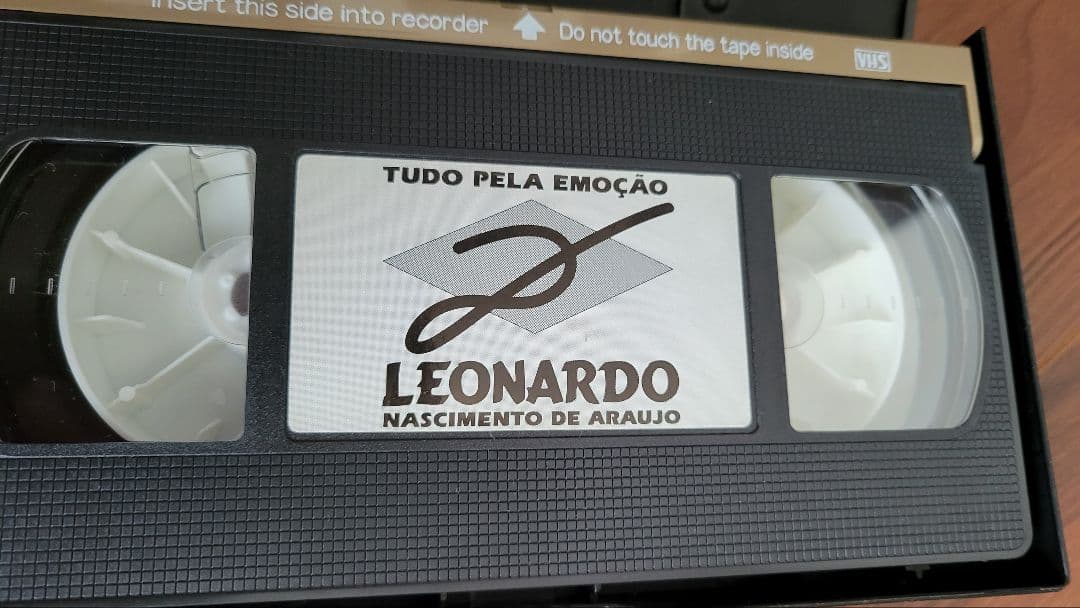 レオナルド　限定生産 写真集＆ビデオ