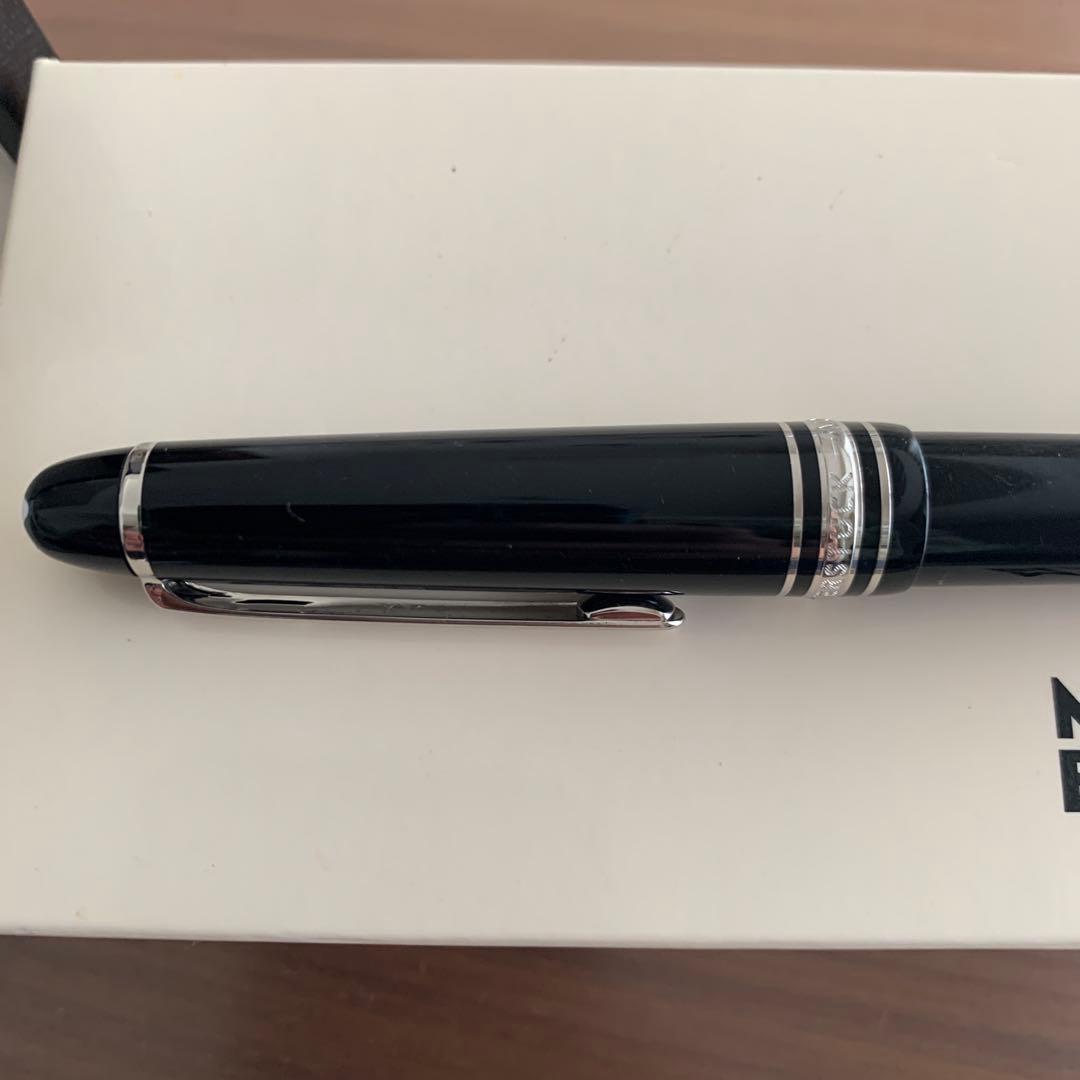 MONT BLANC ブラック 万年筆 Fペン先 P 145 106521