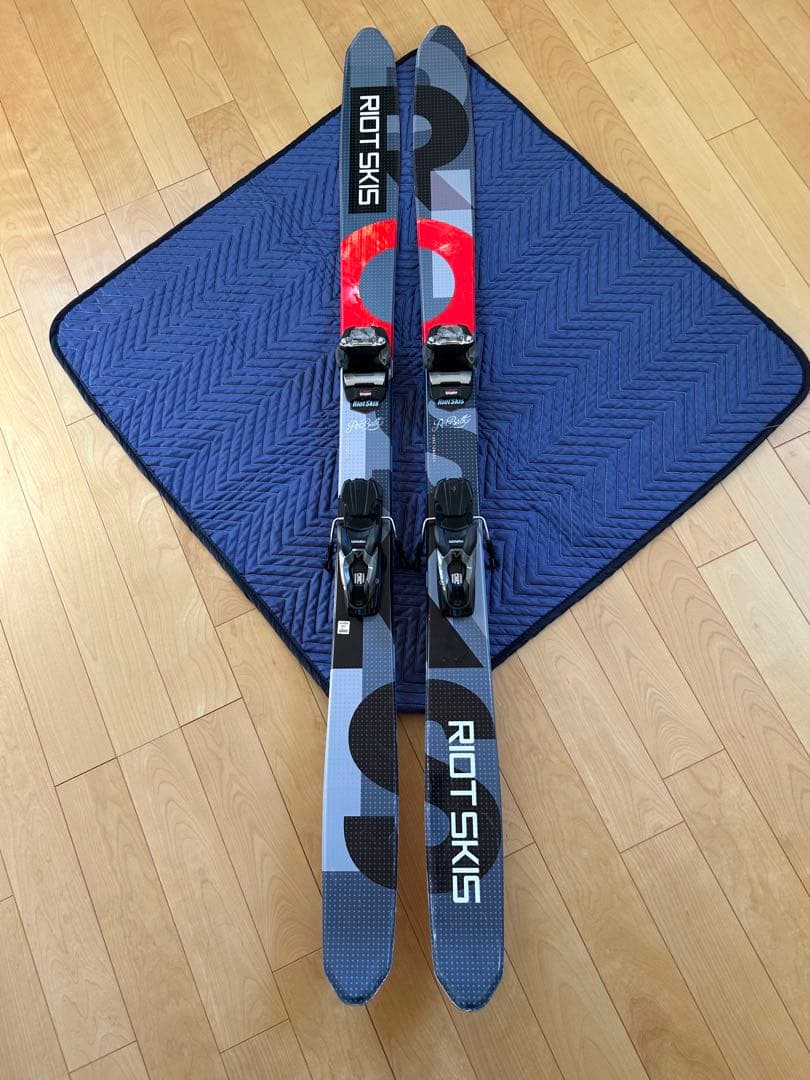 RIOT SKIS スキー ビンディング付き