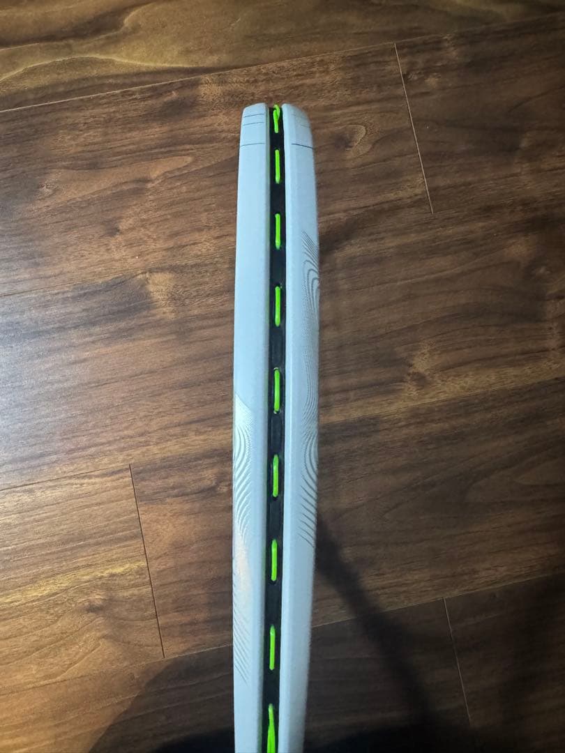 ヨネックス　ナノフォース8v