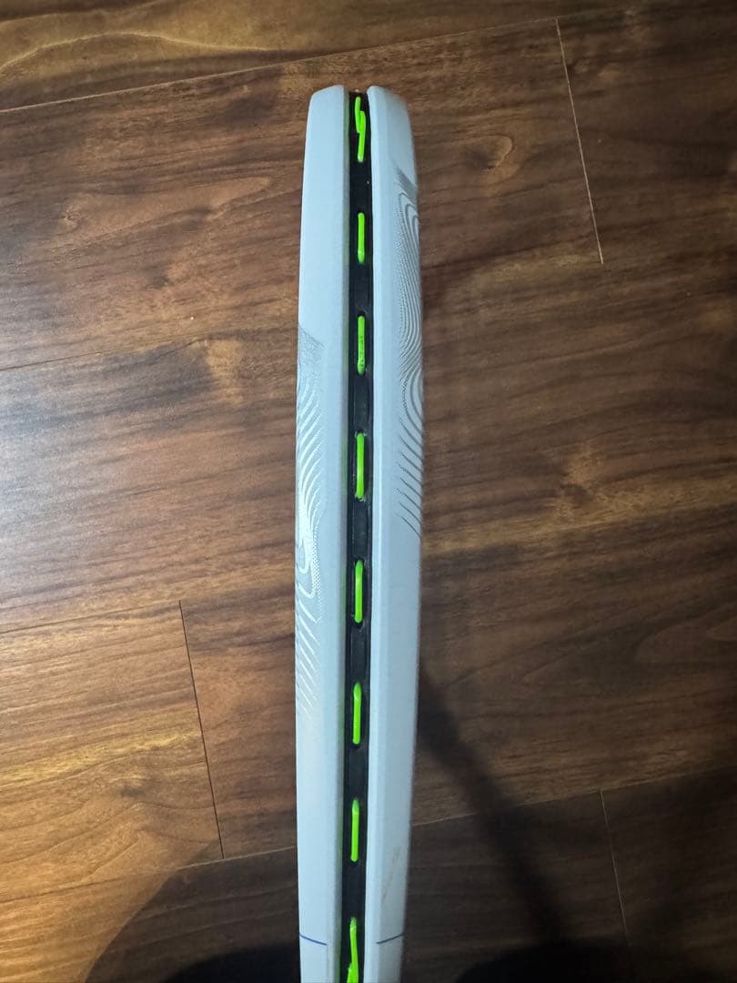 ヨネックス　ナノフォース8v