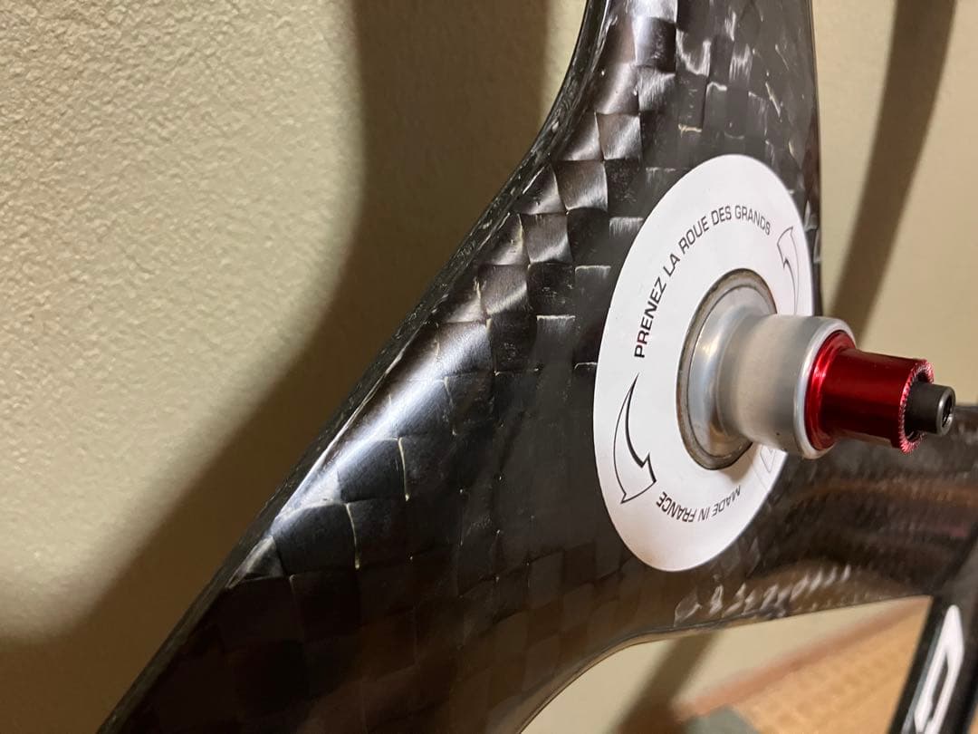 カズ　CORIMA バトンホイール　3スポーク