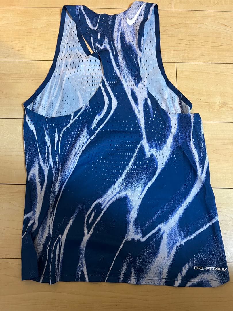 Nike エアロスイフト　シングレット　S