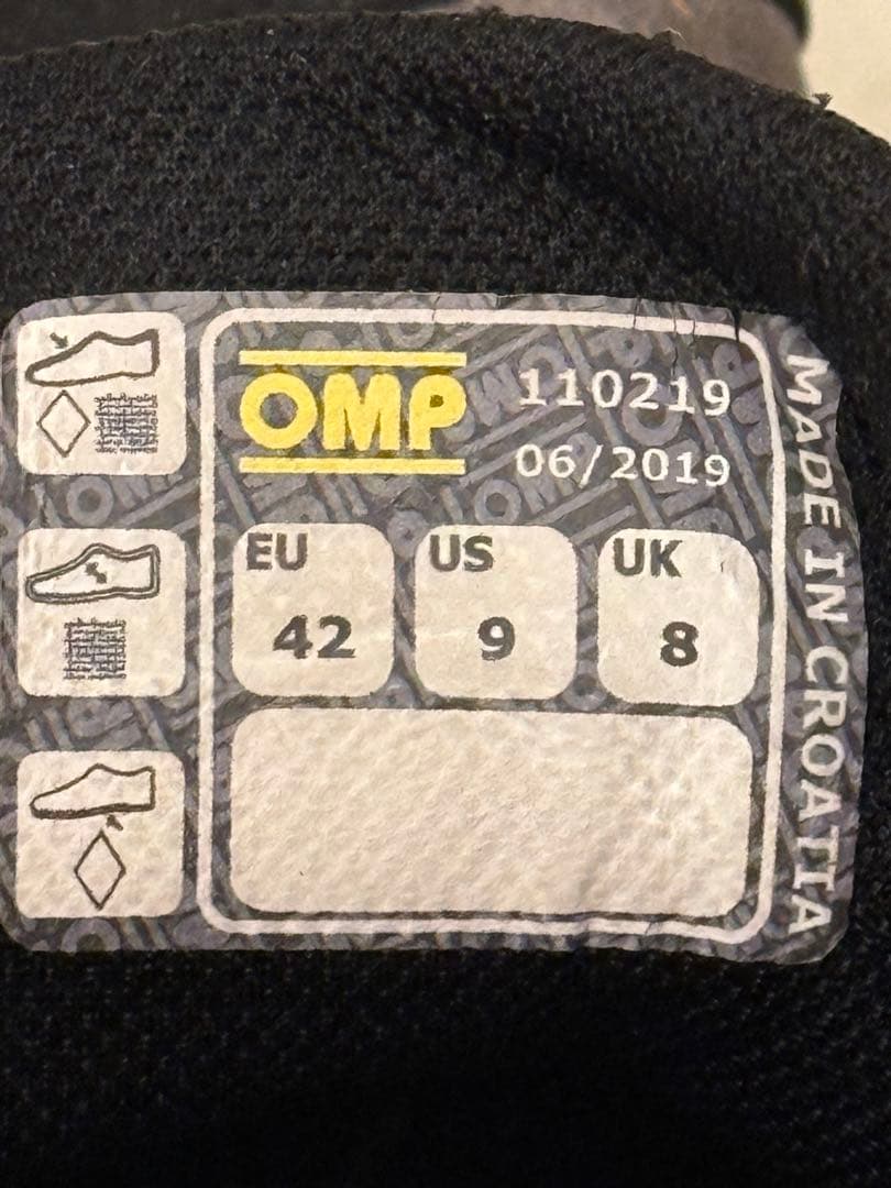 OMP Ks1r 42 シューズ　レーシングカート