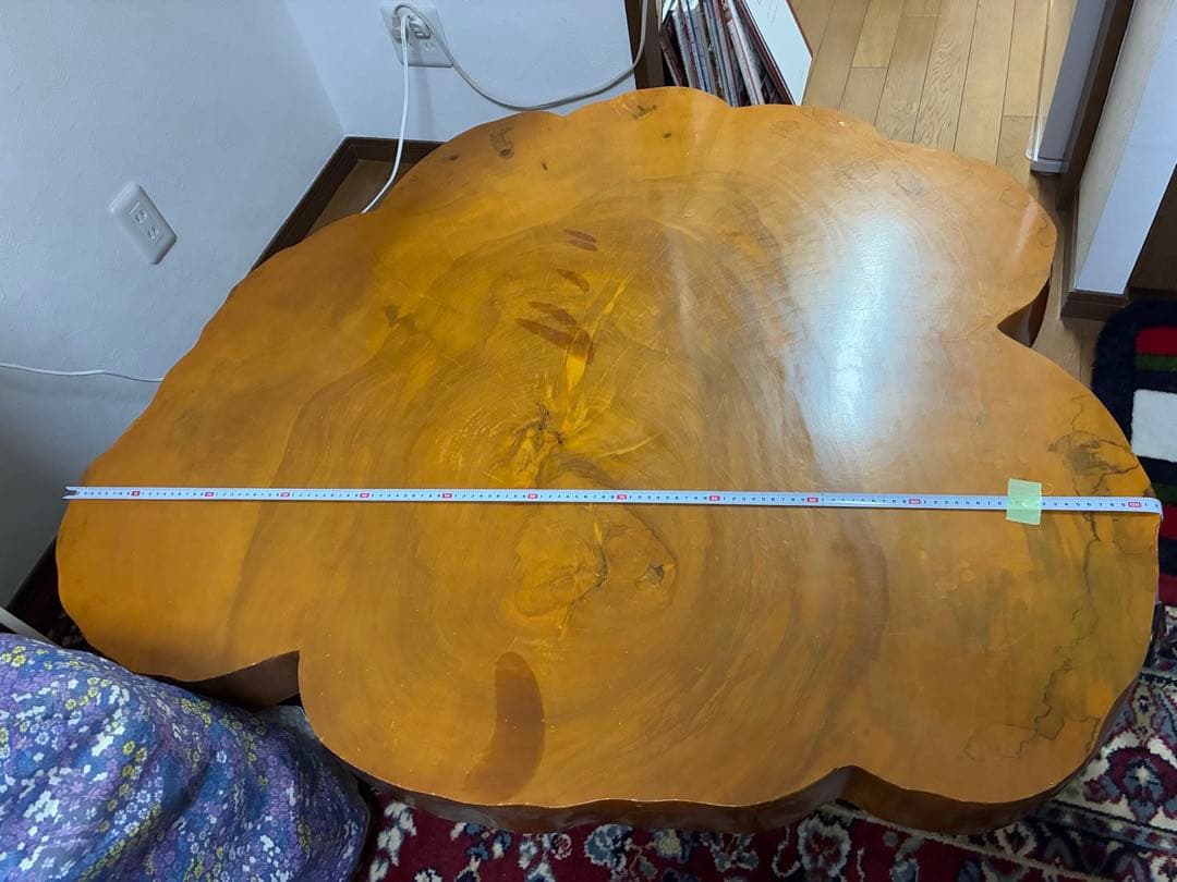 花びら型 木製座卓 輪切り机　座卓　ローテーブル　丸太机