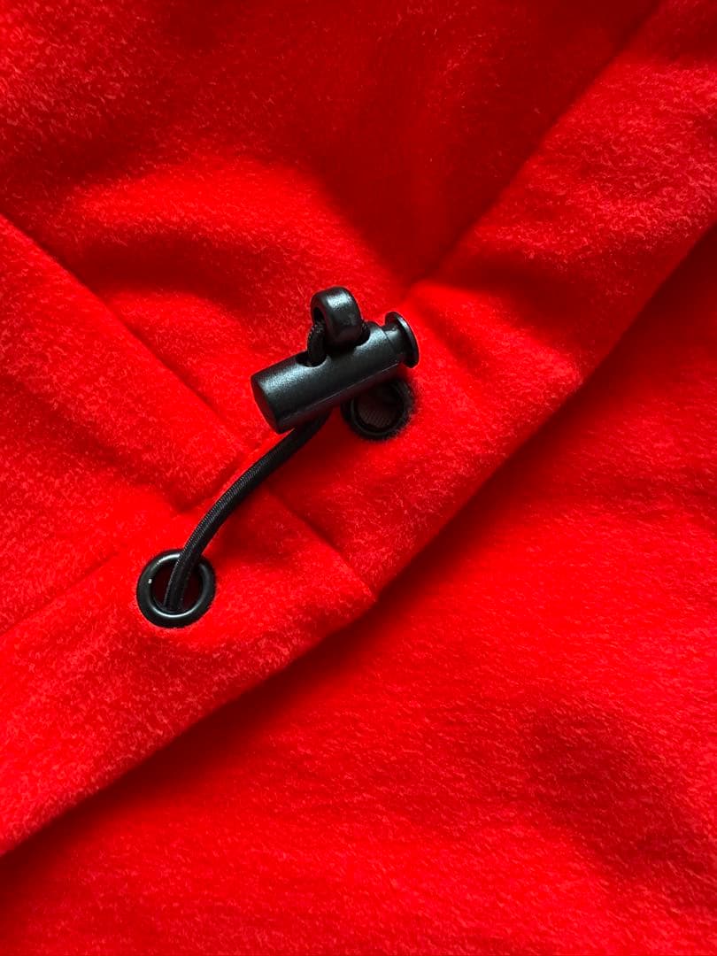 V12 ヴィトゥエルヴ 2024年モデル 起毛 ハイネックブルゾン レッド系