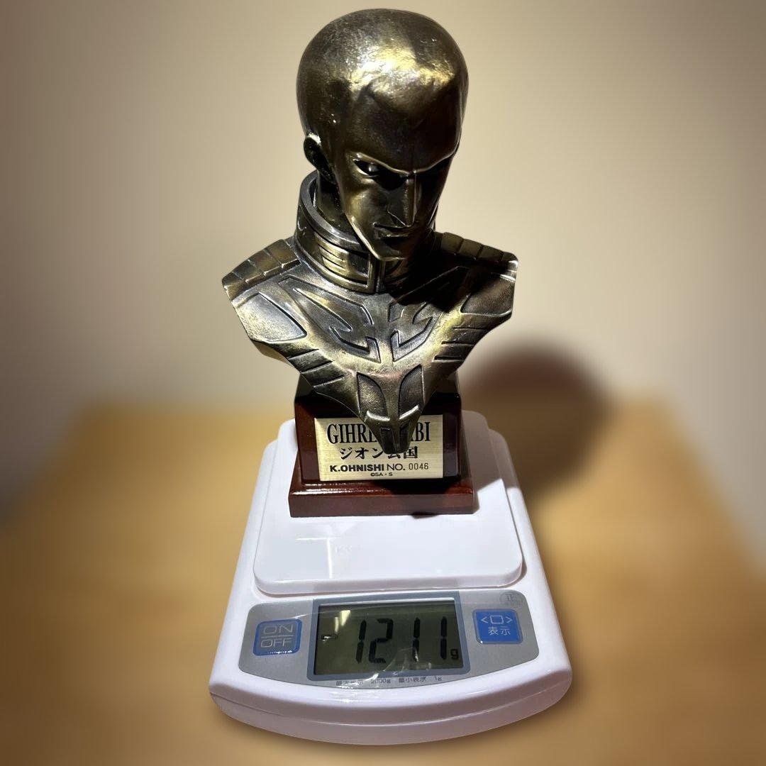 ギレン・ザビ バストアップ像