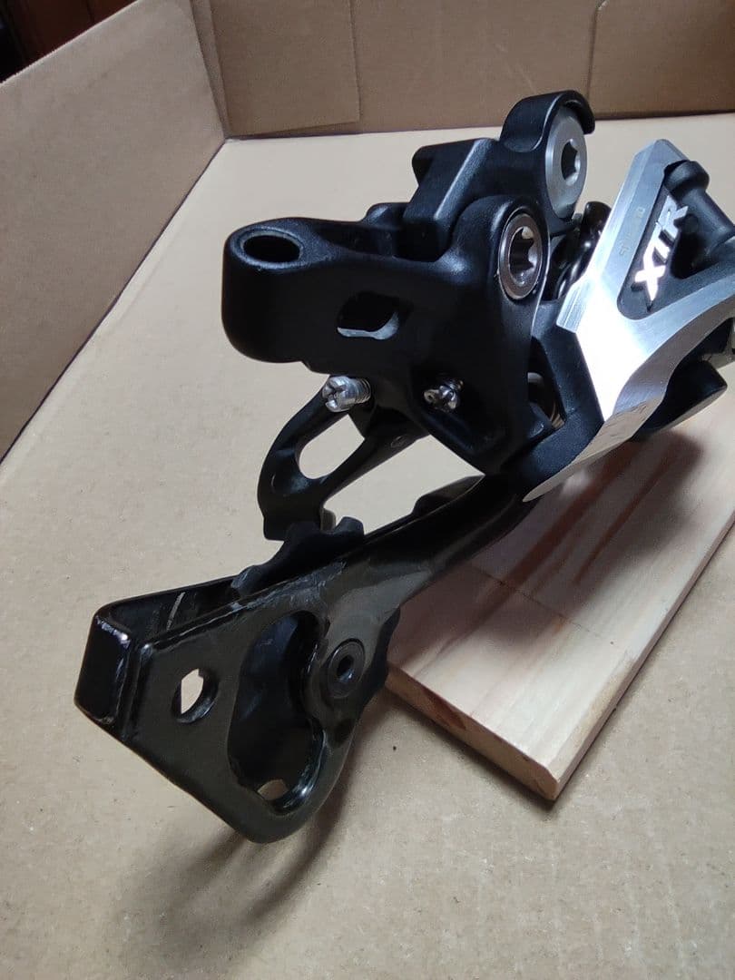 SHIMANO XTR RD M-980 リアディレイラー