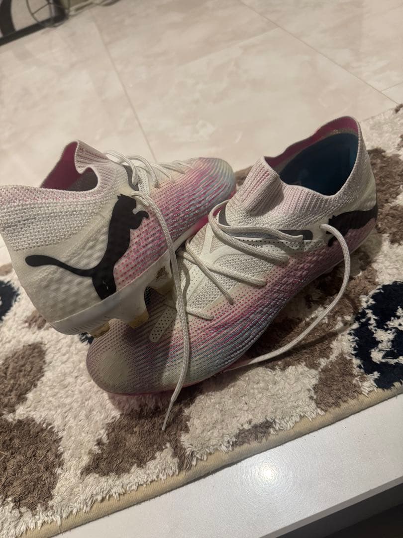 プーマ　スパイク　フューチャー　27センチ