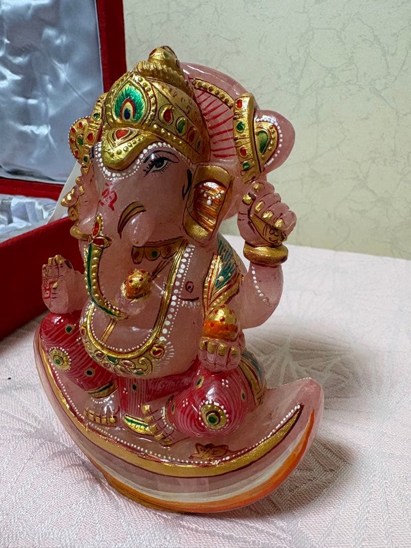 インド購入ローズクォーツガネーシャ像 約15cm天然石、専用箱付き