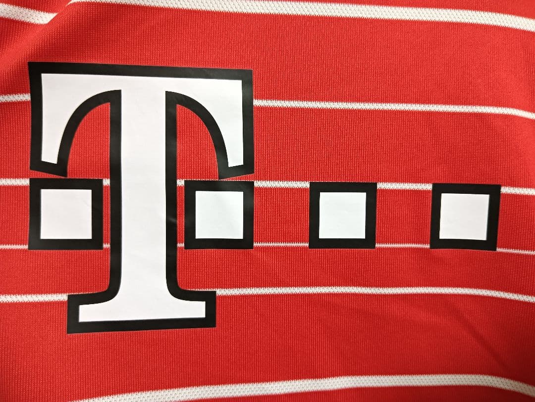 バイエルン キミッヒ オーセンティックユニフォーム 22/23 紙タグ付き