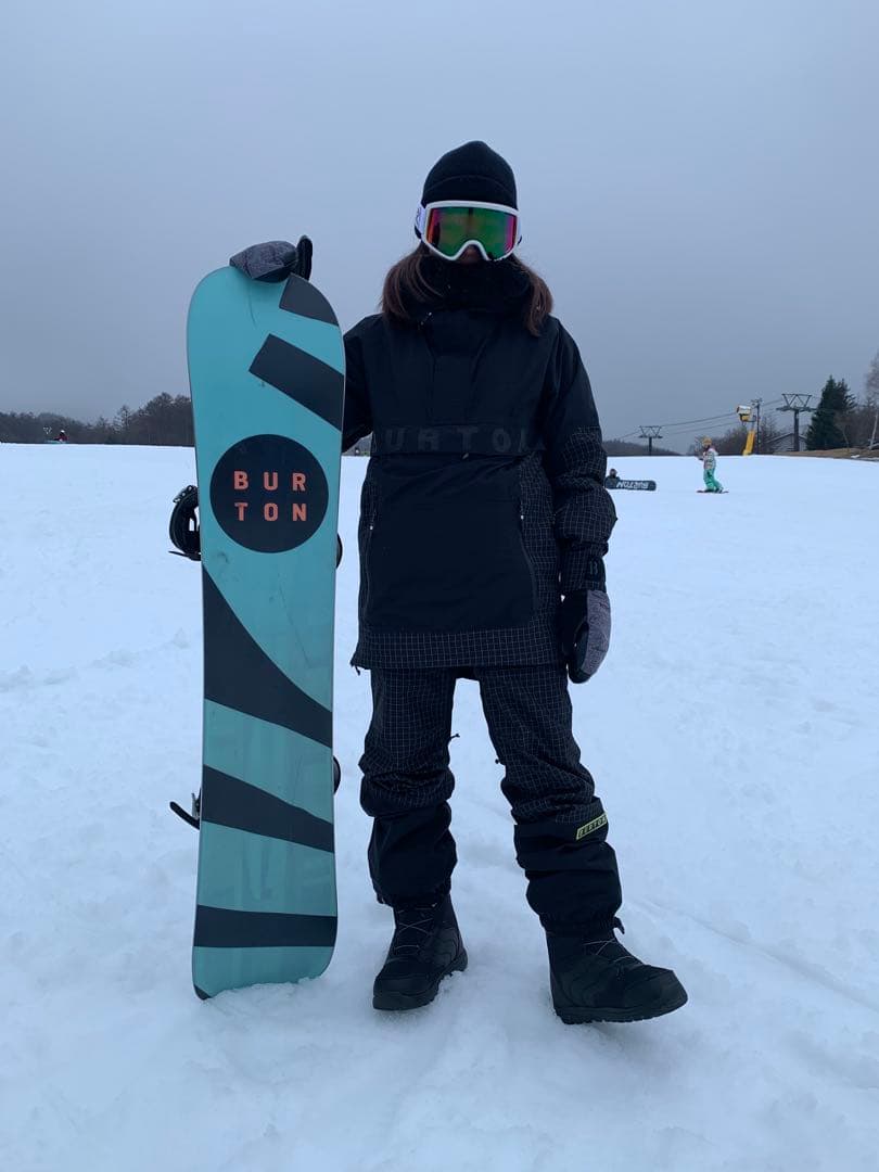 BURTON ブラックジャケット フード付き