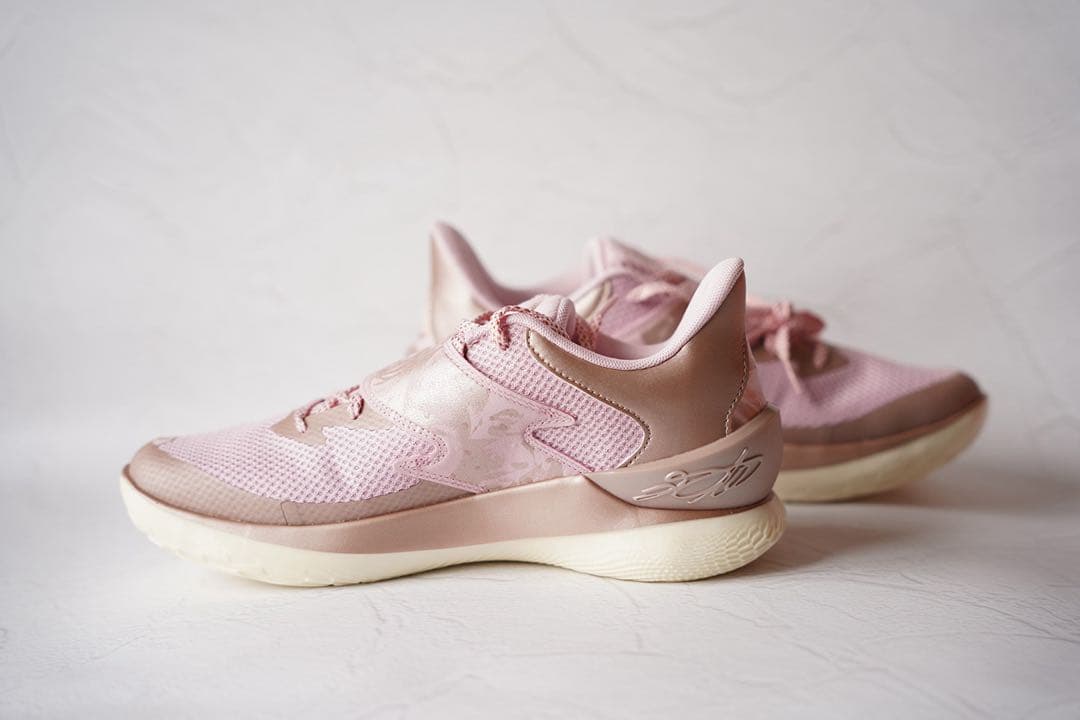 UA Curry Fox1 “REIGN ROSE\" カリーフォックス　ピンク