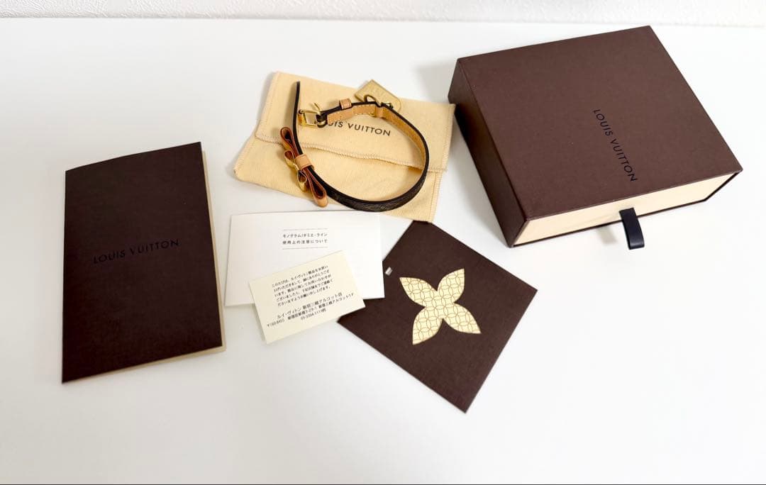 【未使用品】LOUIS VUITTON ルイヴィトン リボン付き首輪　モノグラム