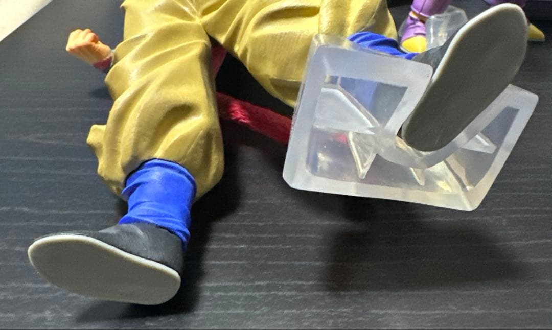 ドラゴンボール フィギュア ベジータ(箱有) 孫悟空(箱無) 超サイヤ人4