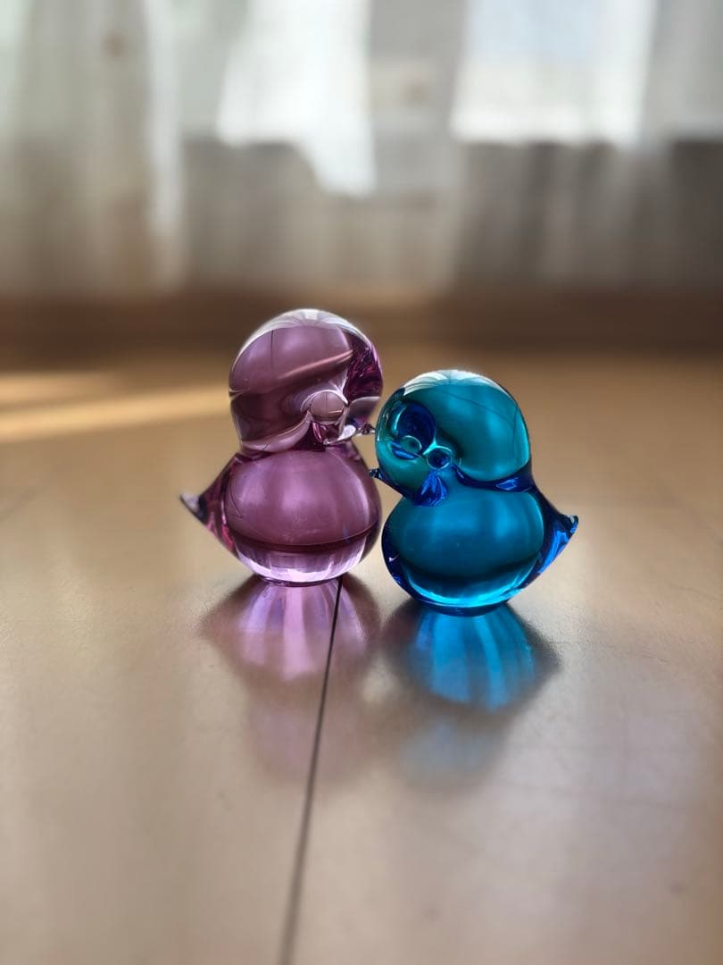 【FMkonstglasコンストグラス】ガラス製 鳥の置物 ペーパーウエイト