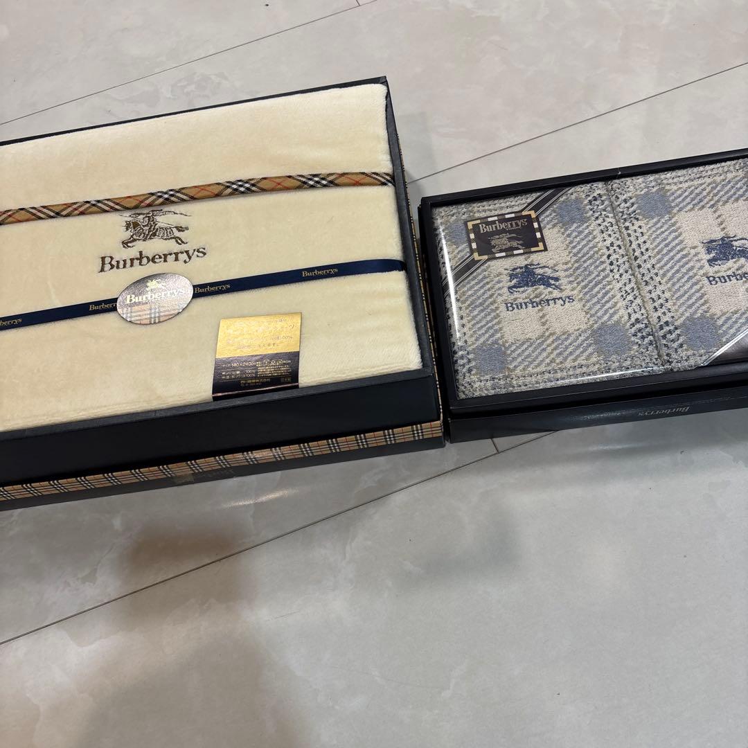 バーバリー　Burberry コットンボアシーツ　フェイスタオル　まとめ売り