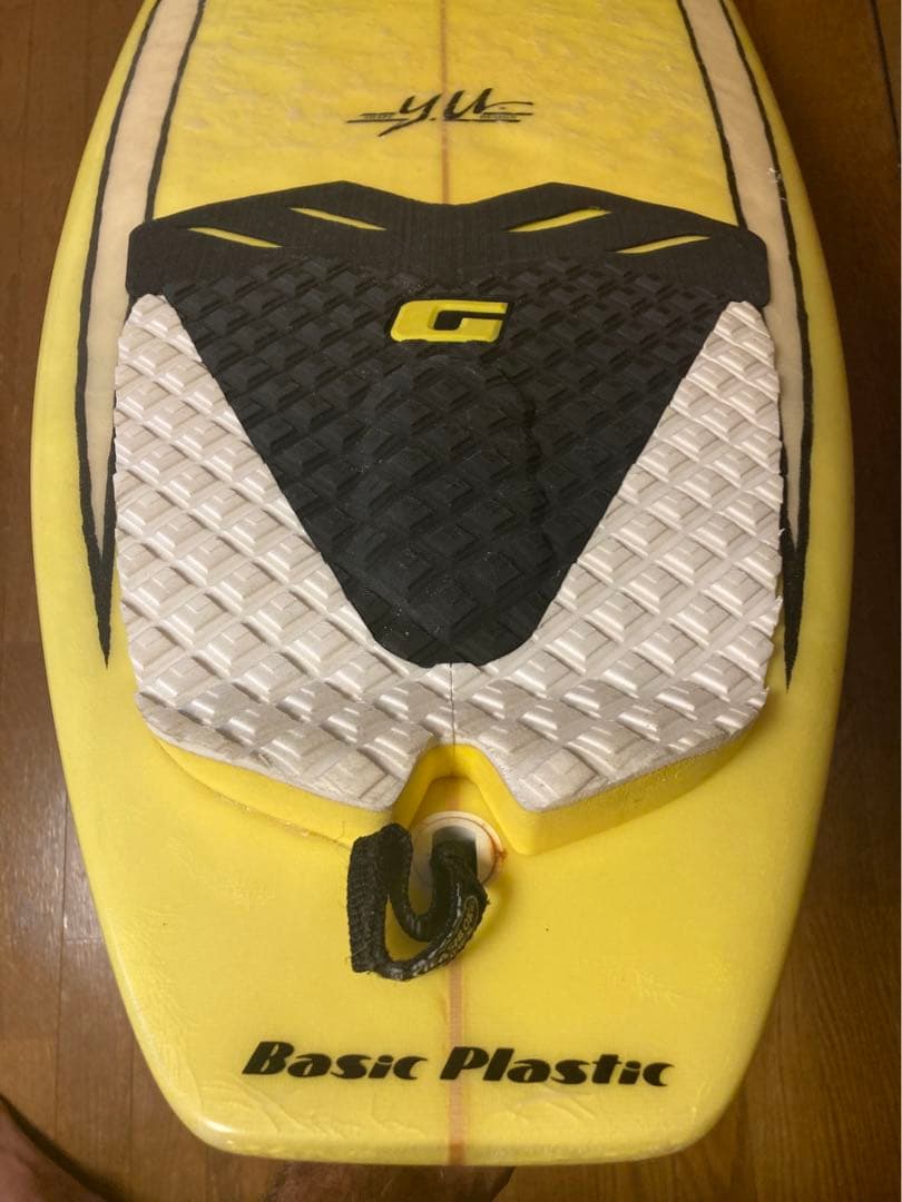 yuサーフボード 6'0フィン付き