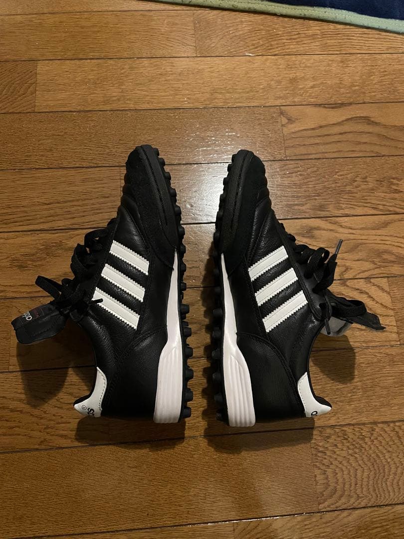 adidas Mundial Team サッカーシューズ