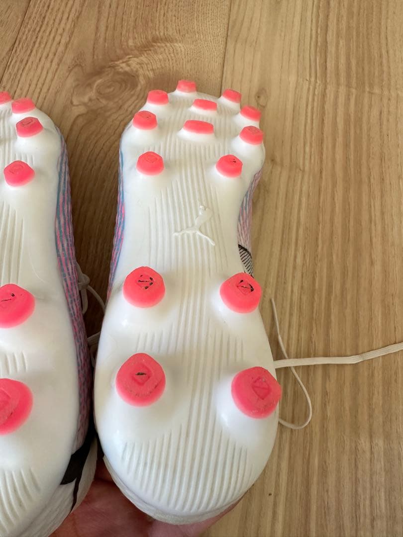 PUMA フューチャー 7 プロ HG/AG サイズ26.0