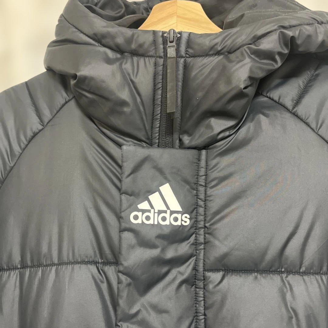 adidas フード付きロングベンチコート