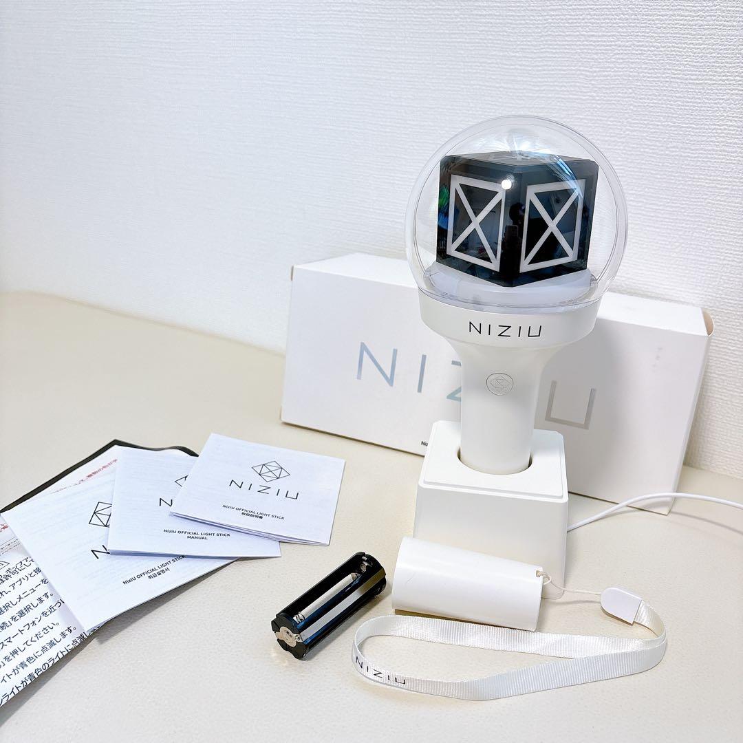 早い者勝ち‼️NiziU 公式ペンライトOFFICIAL LIGHT STICK