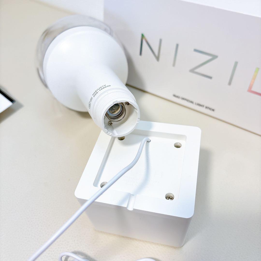早い者勝ち‼️NiziU 公式ペンライトOFFICIAL LIGHT STICK