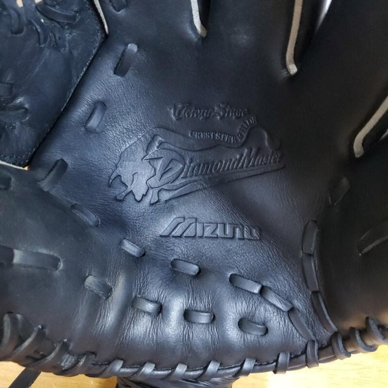 ミズノ 井端弘和モデル ダイアモンドマスター 限定品 美品 内野用 軟式グローブ