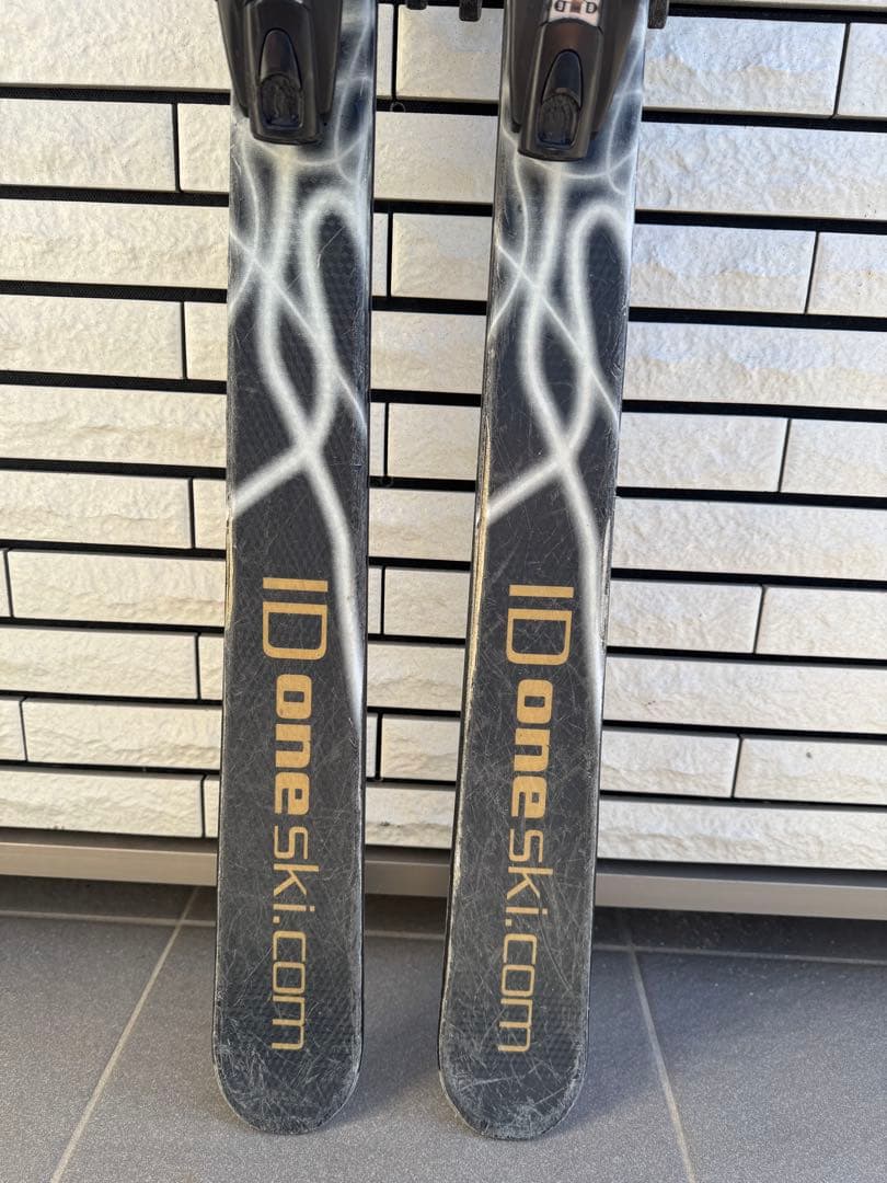 ID ONE MR-S 172cm モーグル LOOK PIVOT15 ルック