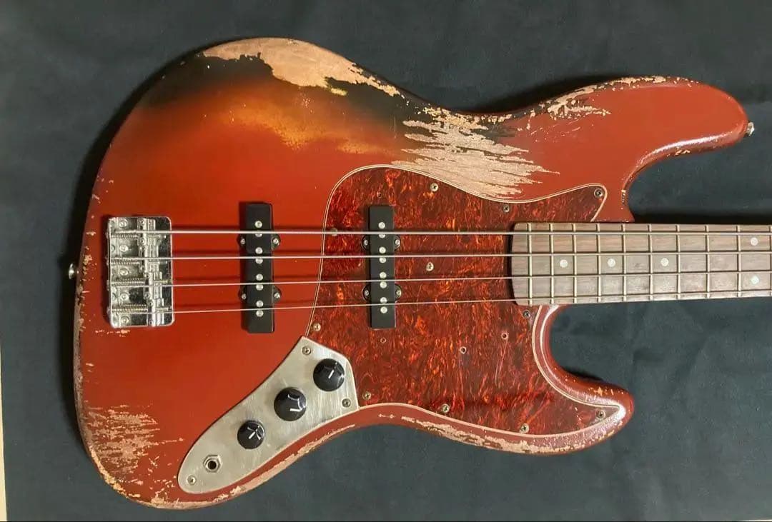 ベース #18Jazz Bass type Nitrocellulose lacquer
