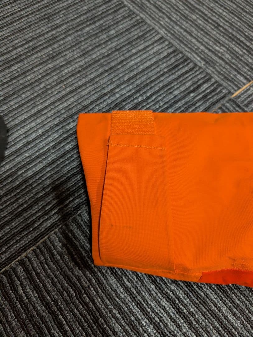 Haglofs ヴァッシ ゴアテックス ジャケット オレンジSサイズ