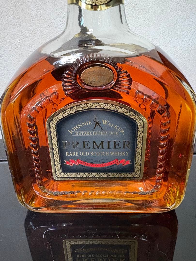 ジョニーウォーカー プレミア レア オールド 750ml（箱無）