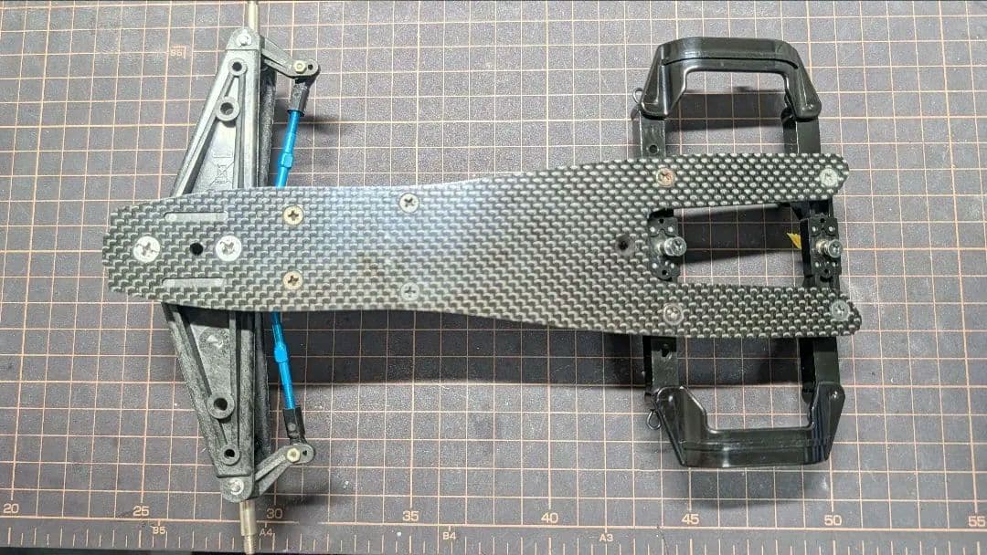 タミヤ F103 メインシャーシ パーツ付