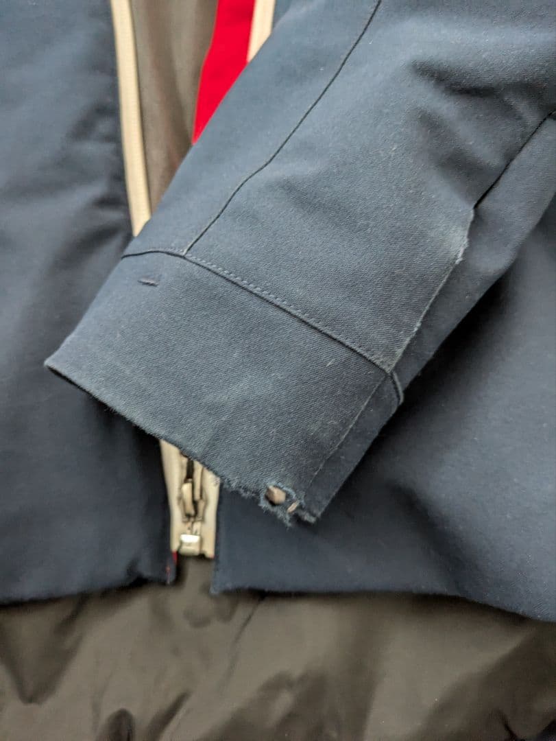 ゴールドウィン　 スキーウェア (ユニセックス)上下セット　子供もOK