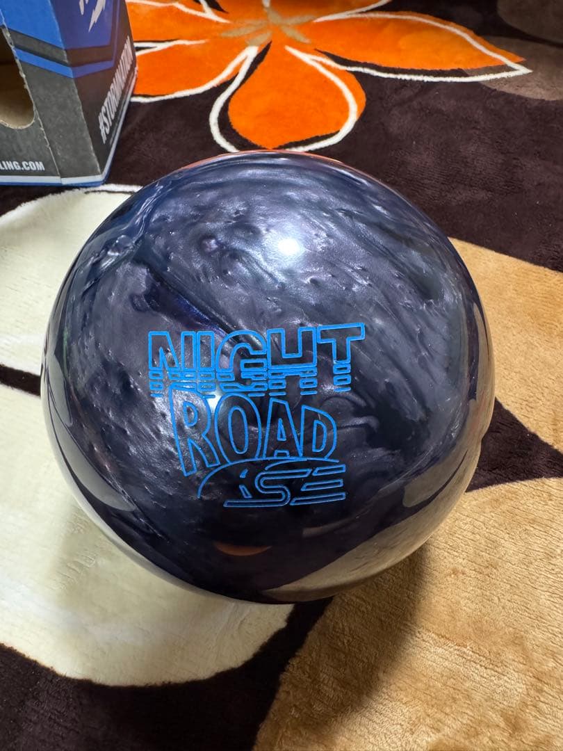 Night Road SE ボウリングボール