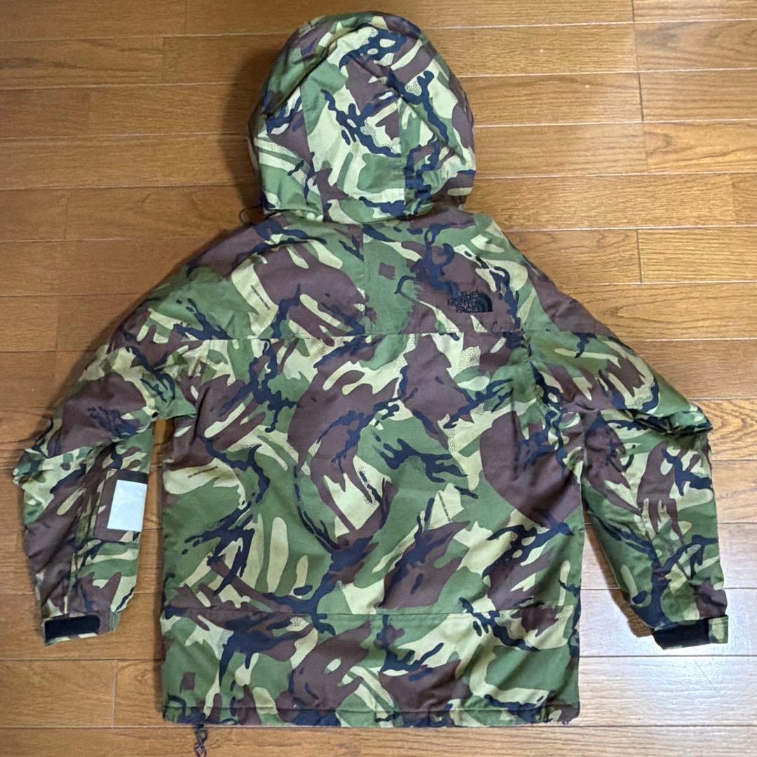 ノースフェイス　スキースノーボード用　子供用ジャケットパンツセット