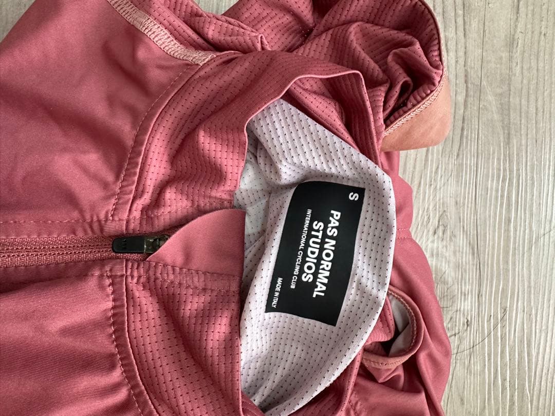 Pas Normal Studios サイクルジャージ S ピンク