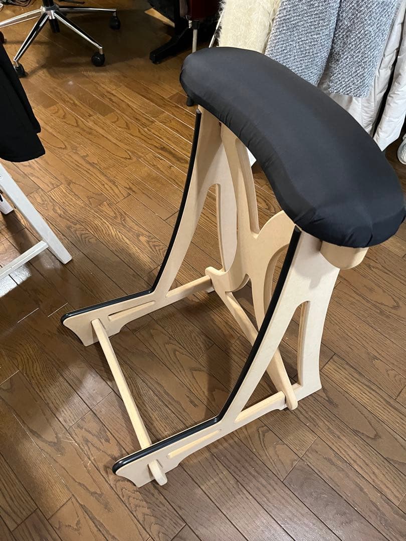 コントラバス スタンド スツール KC Strings(楽器本体含まず)